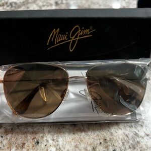 Maui Jim Polarized sunglasses, BRAND NEW, never worn.